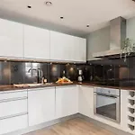 Feriehus Dinbnb L 600 M To Bryggen L 3-story House L New In 2023