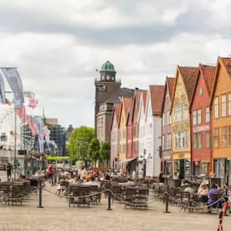 Dinbnb L 600 M To Bryggen L 3-story House L New In 2023 Prázdninový dům *